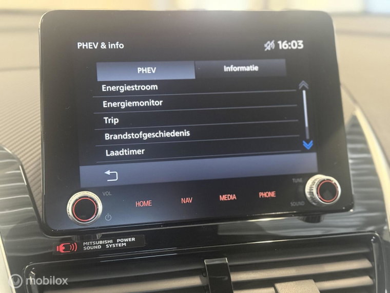 Vehicle Image 16