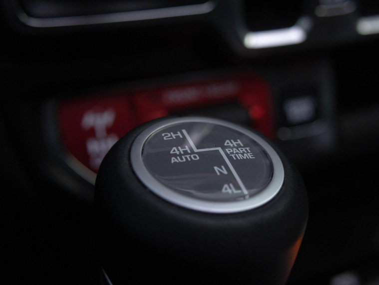 Vehicle Image 35