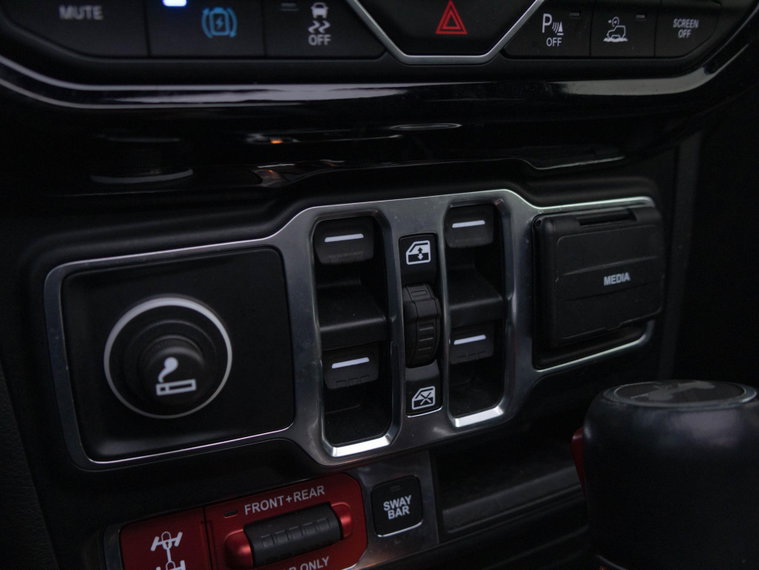 Vehicle Image 37