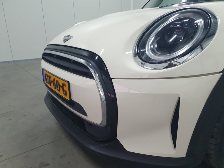 Vehicle Image 22
