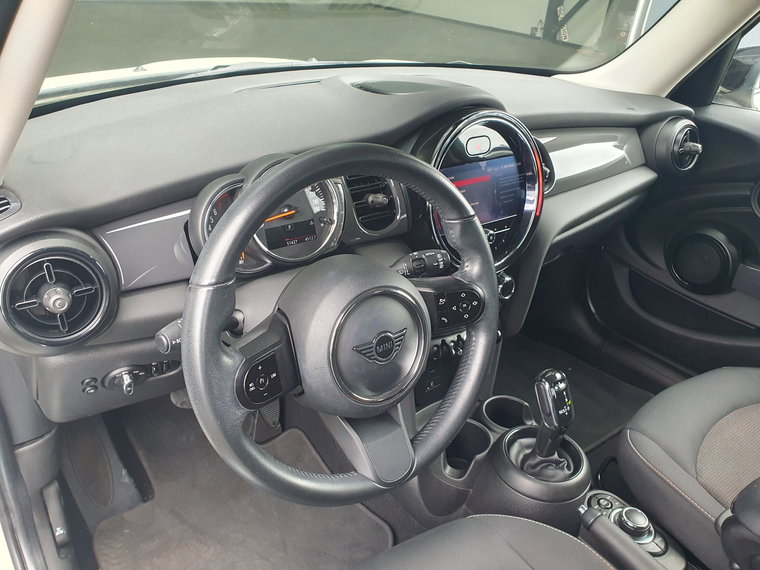 Vehicle Image 41