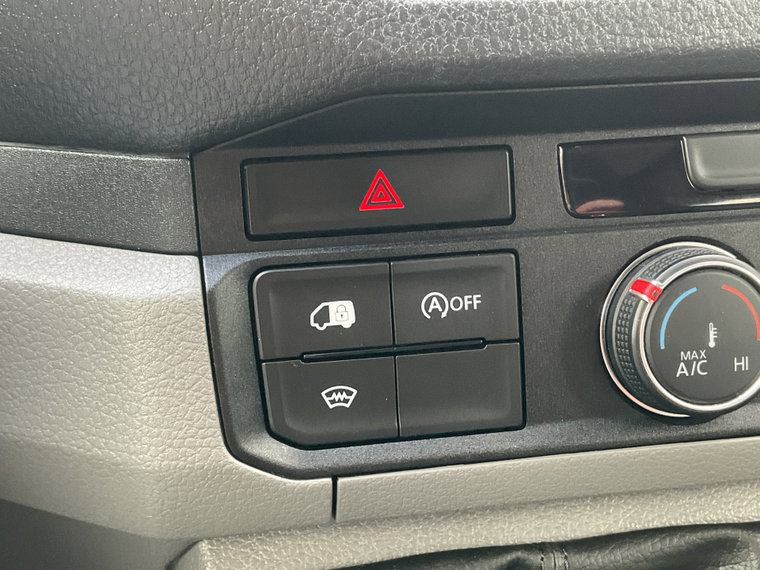 Vehicle Image 28