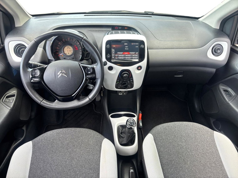 Vehicle Image 11