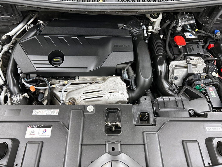 Vehicle Image 35