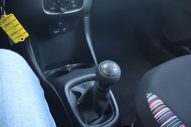 Vehicle Image 17