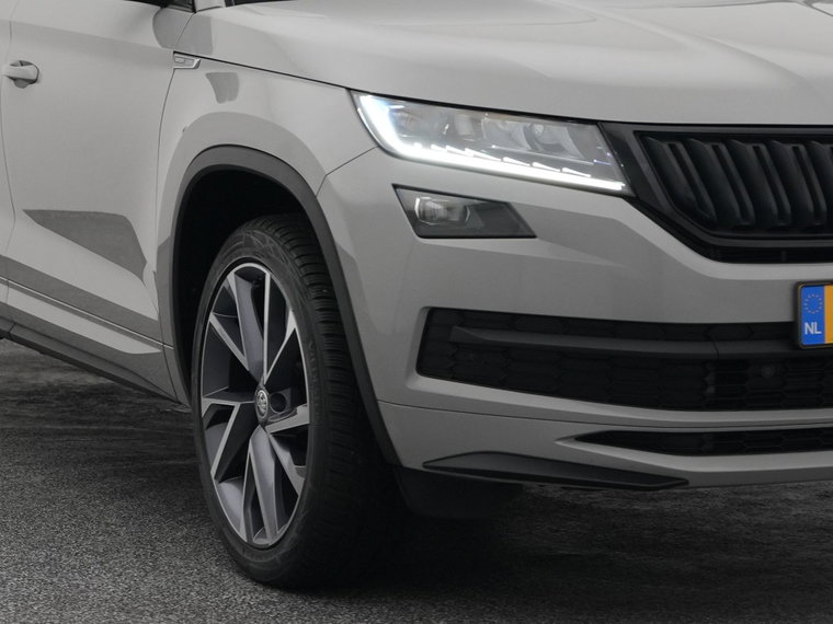 Vehicle Image 17