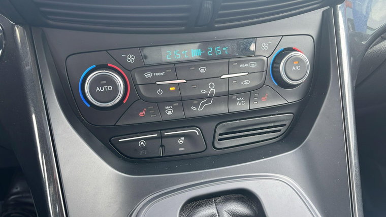 Vehicle Image 25