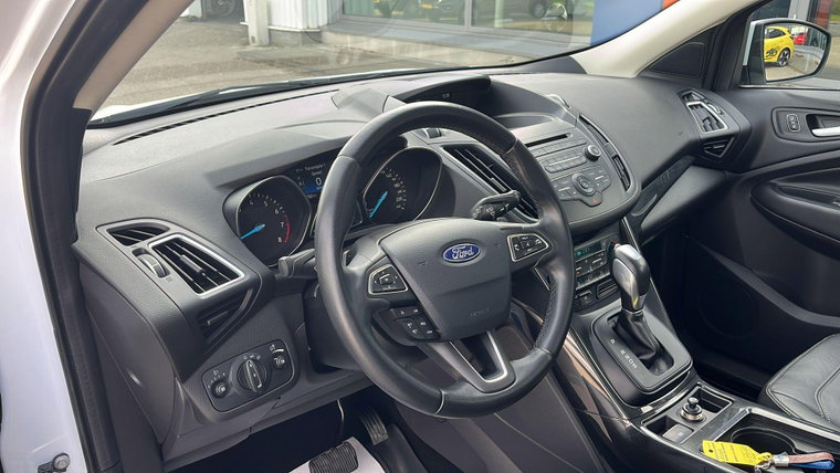 Vehicle Image 30