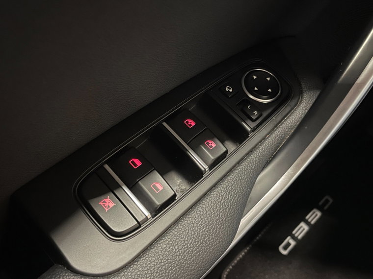 Vehicle Image 41