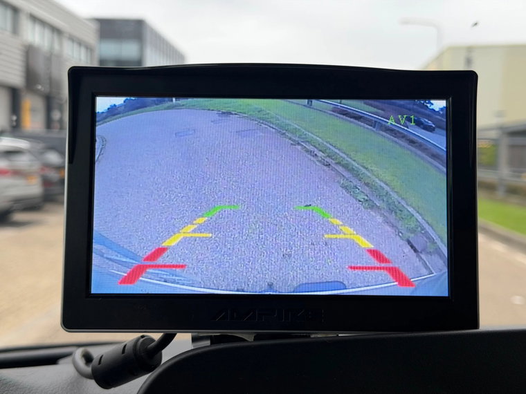 Vehicle Image 20