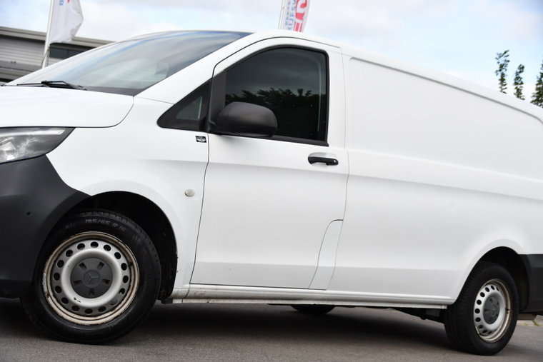 Vehicle Image 31