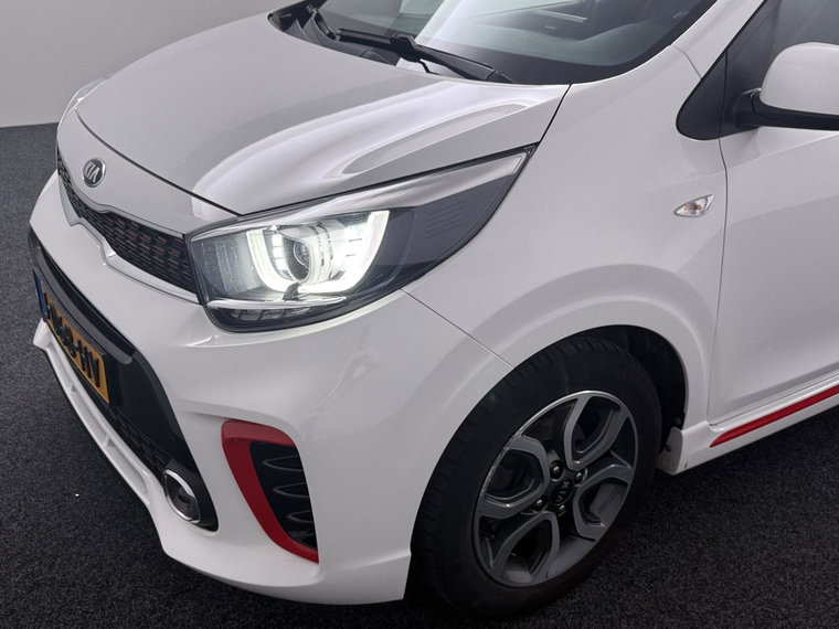 Vehicle Image 33