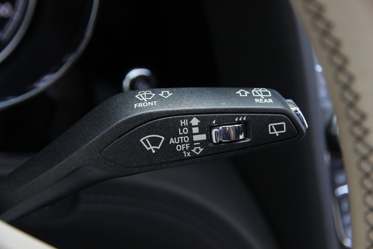 Vehicle Image 48
