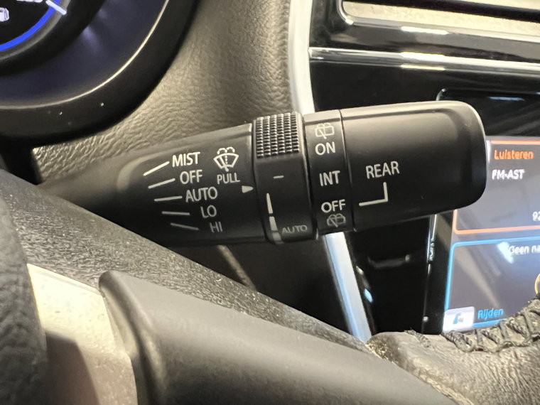 Vehicle Image 27
