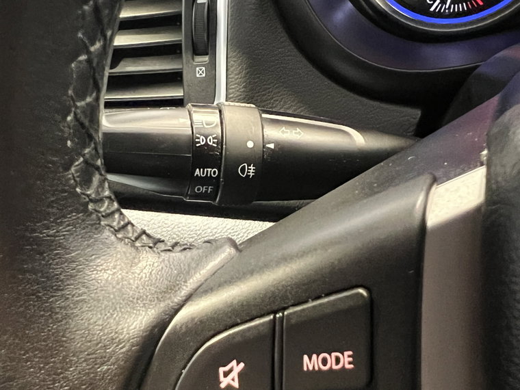 Vehicle Image 28