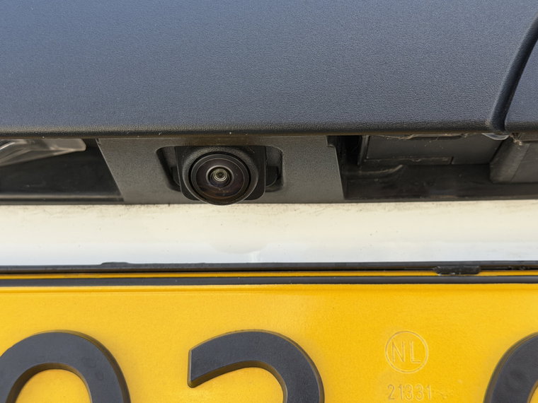 Vehicle Image 23
