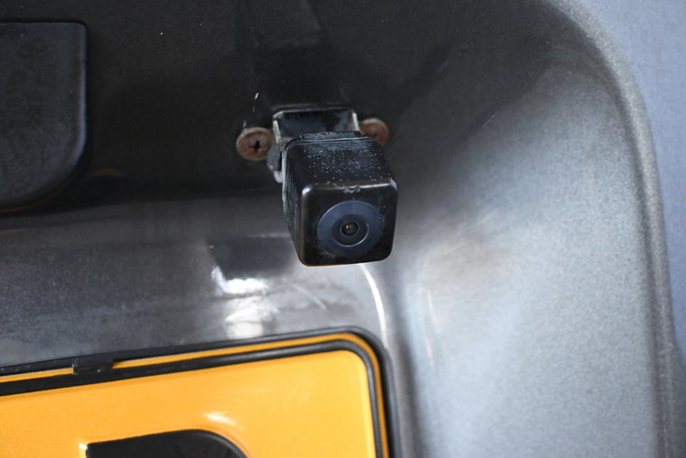 Vehicle Image 19