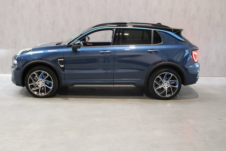 Vehicle Image 9