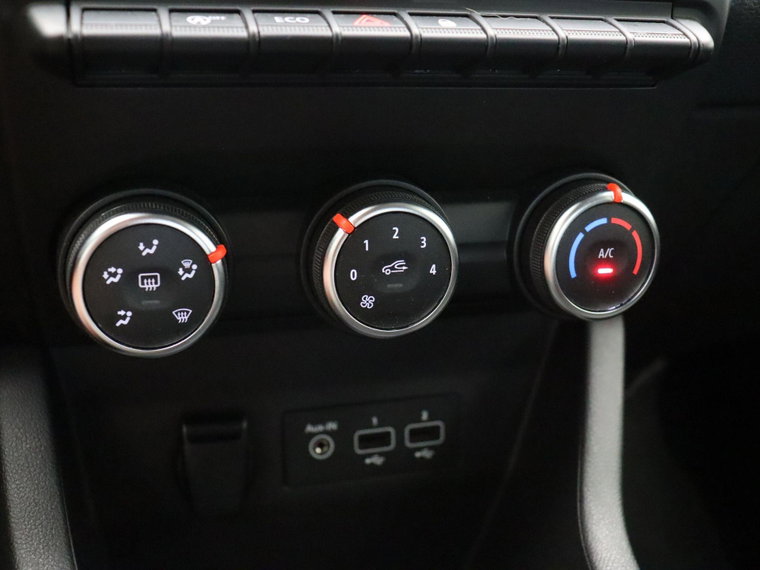 Vehicle Image 27
