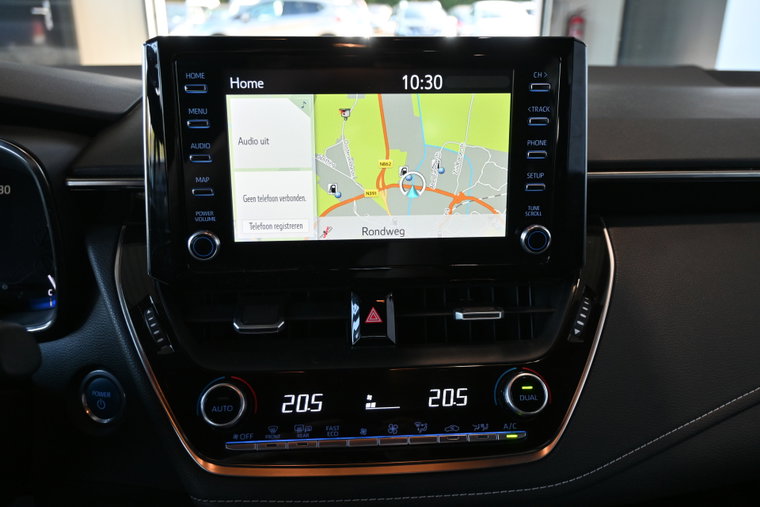 Vehicle Image 8