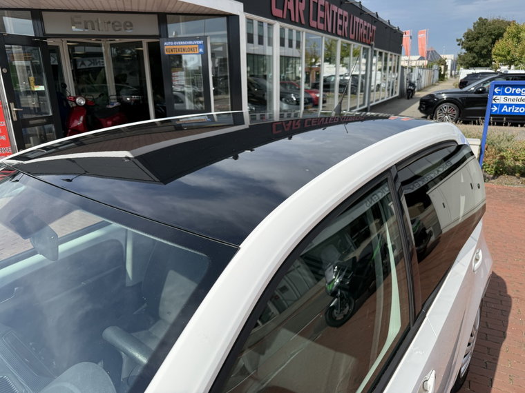Vehicle Image 40