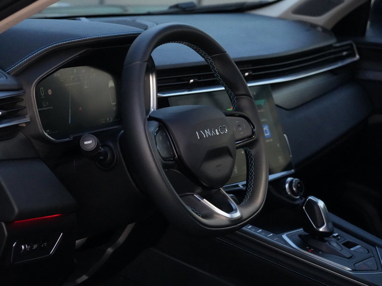 Vehicle Image 45