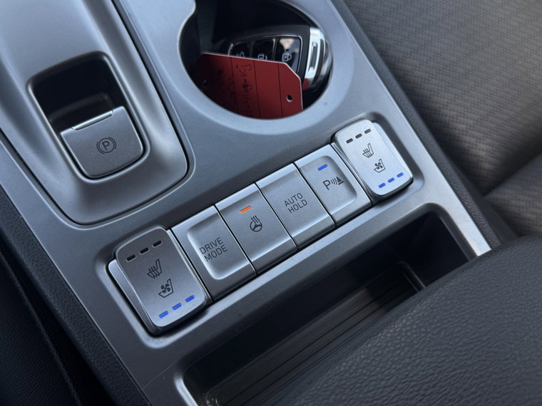 Vehicle Image 33