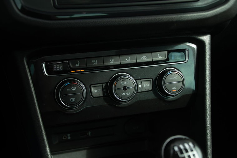Vehicle Image 27