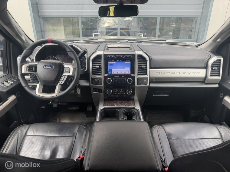 Vehicle Image 33