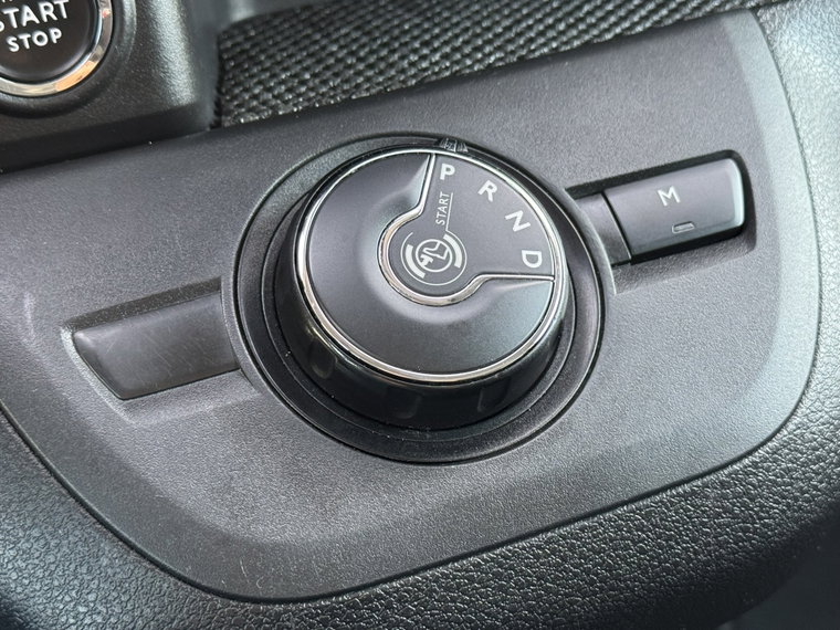 Vehicle Image 33