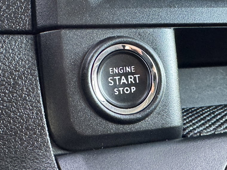Vehicle Image 40