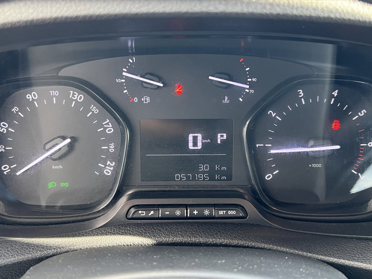 Vehicle Image 24