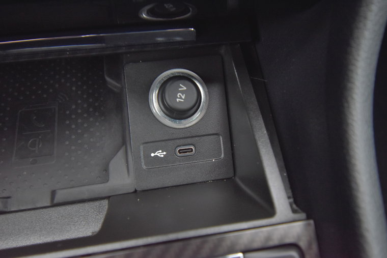 Vehicle Image 37