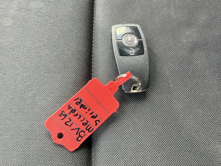Vehicle Image 24