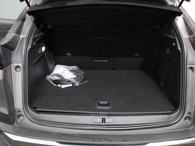 Vehicle Image 38