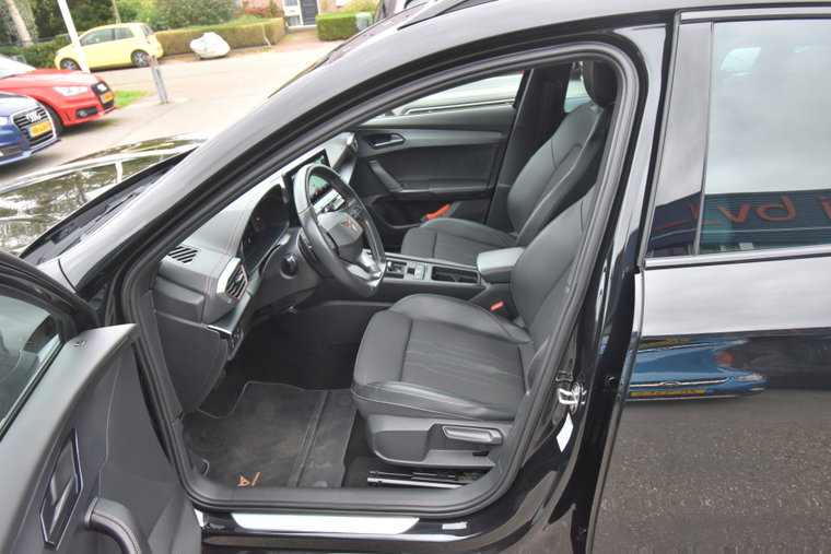Vehicle Image 31