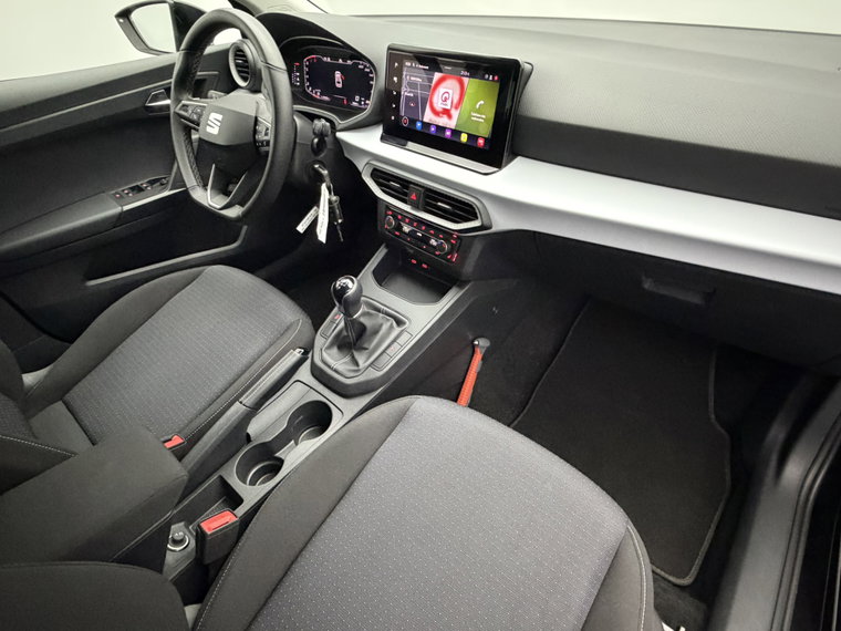 Vehicle Image 15