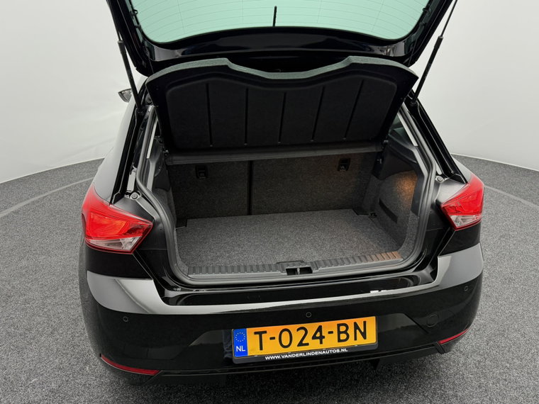 Vehicle Image 26