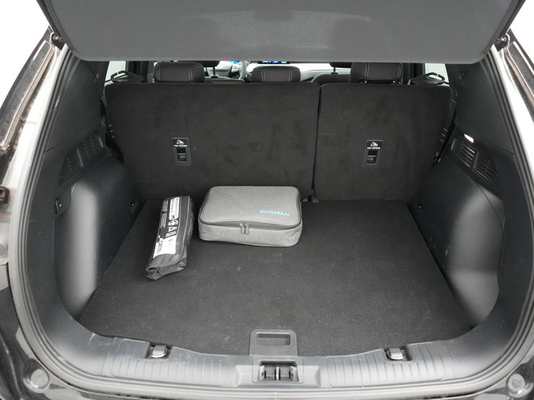 Vehicle Image 38