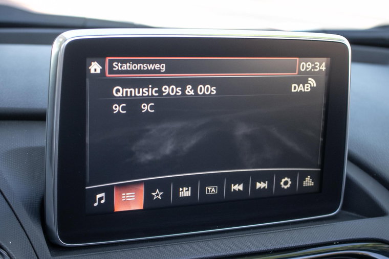 Vehicle Image 23