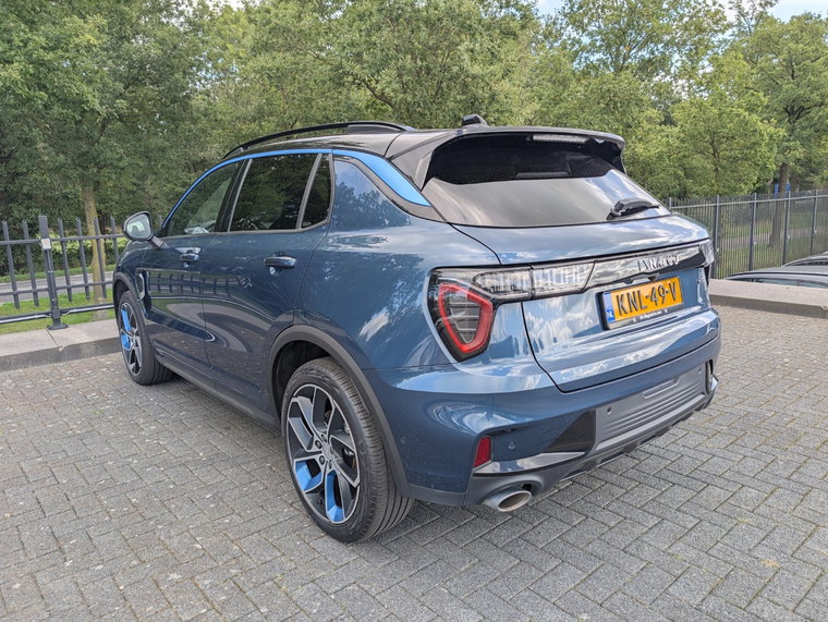 Vehicle Image 12