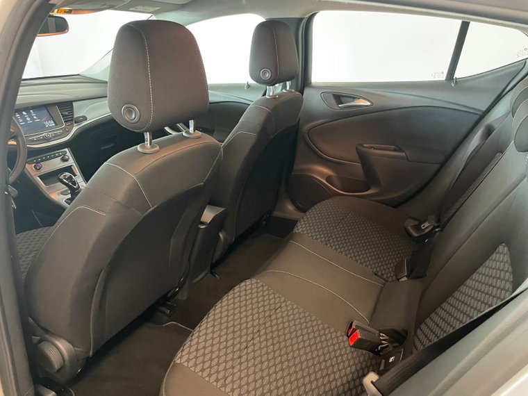 Vehicle Image 31