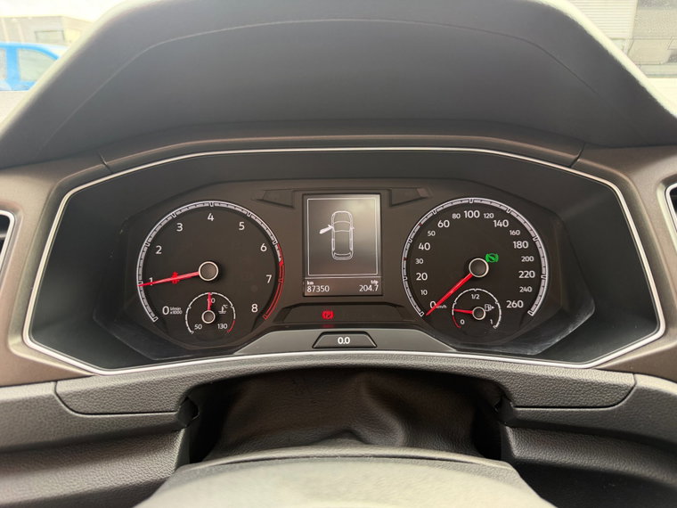 Vehicle Image 27