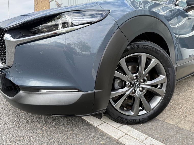 Vehicle Image 13