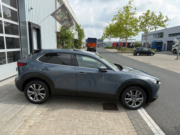 Vehicle Image 21