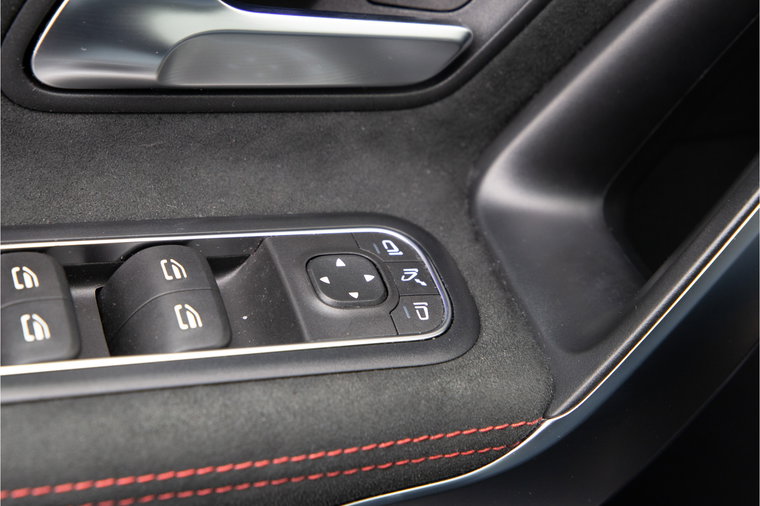 Vehicle Image 33