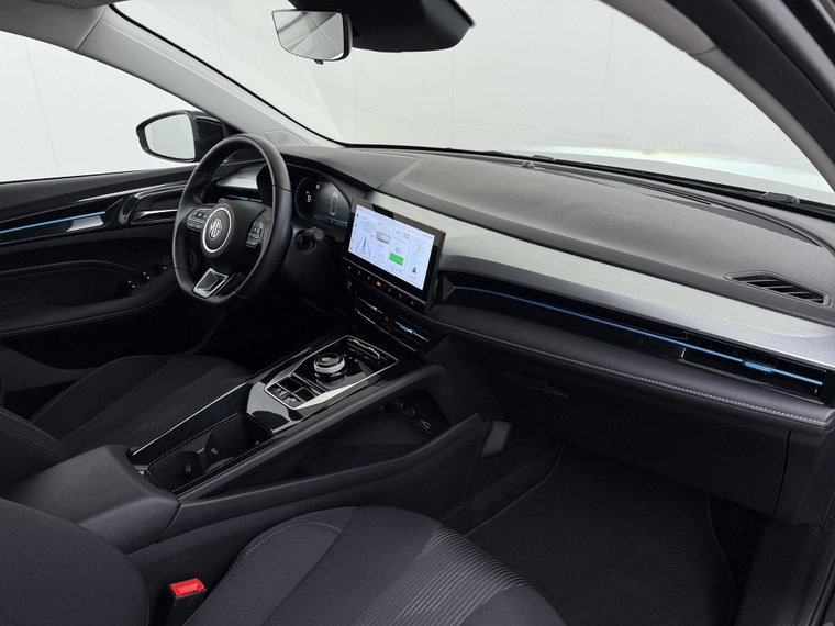 Vehicle Image 39