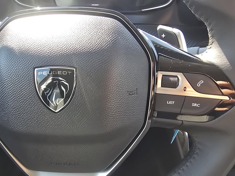 Vehicle Image 28