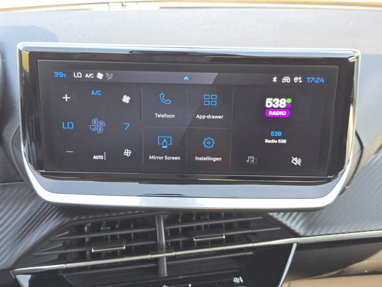 Vehicle Image 35