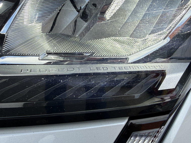 Vehicle Image 36